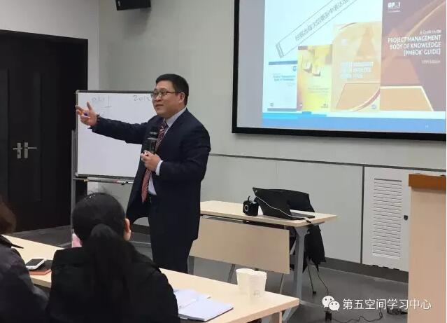 走进新能源汽车检测中心精彩回顾